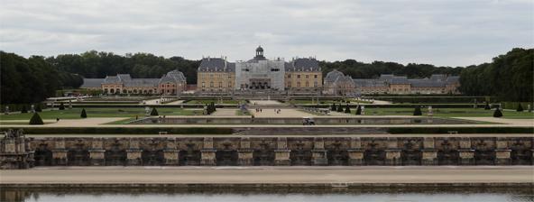 Vaux le Vicomte le château vu du parc