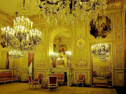 Paris : Palais Bourbon-Htel de Lassay et Dner Lyrique au Bel Canto